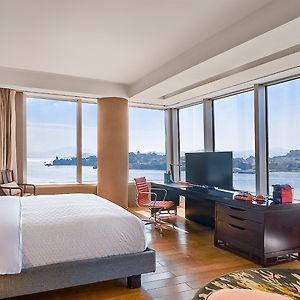Premium King Room Living Area Sea View