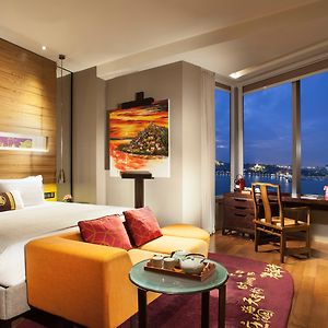 Premium King Room